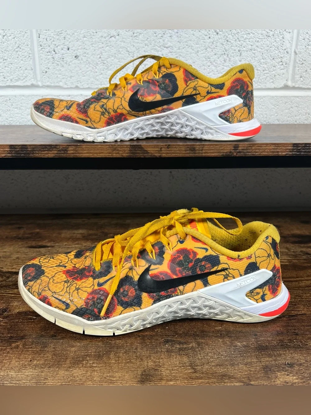 Nike Sneakers Metcon 4 XD Premium Floral Print Gold CD3473-700 Women's 9